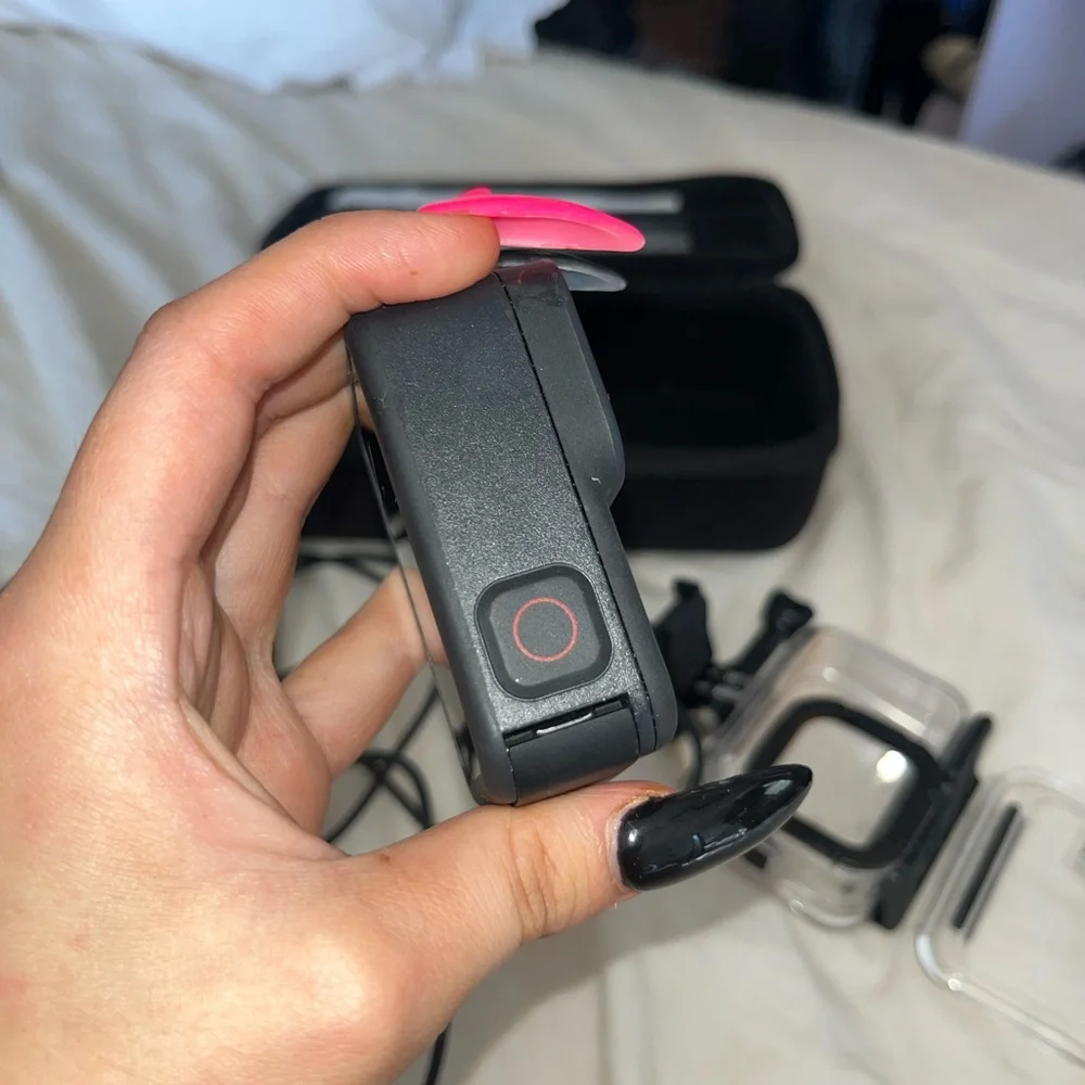 GoPro 8 Black Camera - mint condition barely used !!